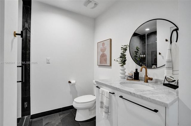 900 Biscayne Blvd 2907, Miami, FL 33132