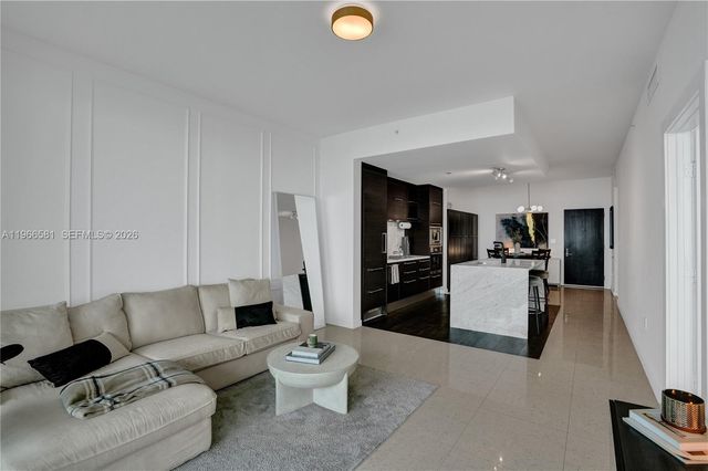 900 Biscayne Blvd 2907, Miami, FL 33132