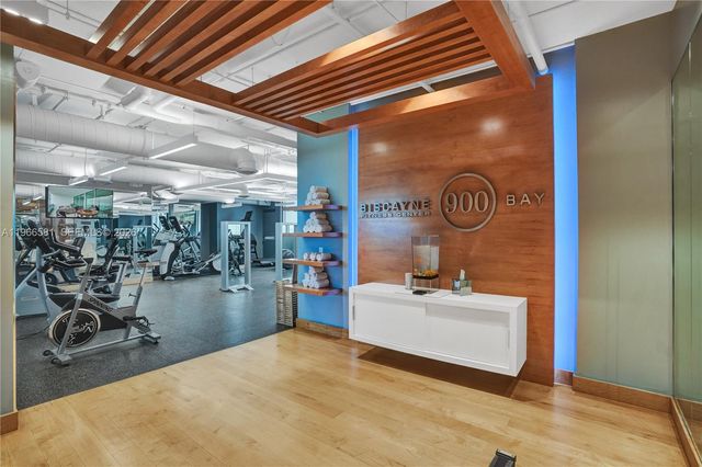 900 Biscayne Blvd 2907, Miami, FL 33132