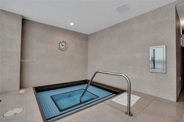 900 Biscayne Blvd 2907, Miami, FL 33132