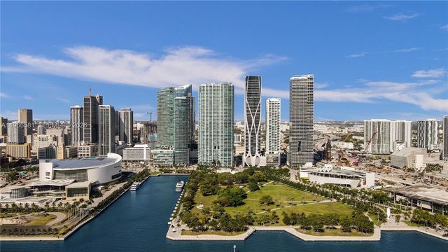 900 Biscayne Blvd 2907, Miami, FL 33132