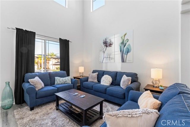 1456 Roadrunner, Corona, CA 92881