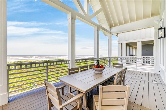 120 Charming Lane, Port Aransas, TX 78373