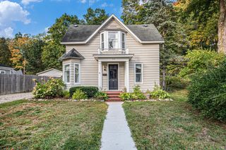 319 Pine Street, Allegan, MI 49010