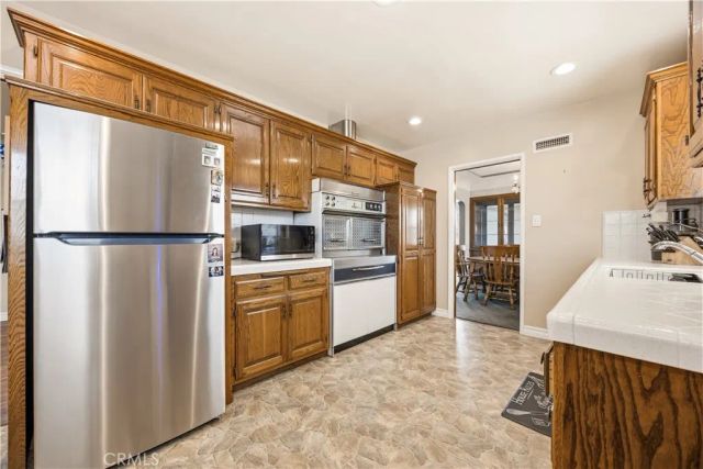 10061 Van Ruiten Street, Bellflower, CA 90706
