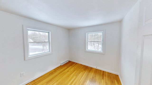 232 School St, Groveland, MA 01834