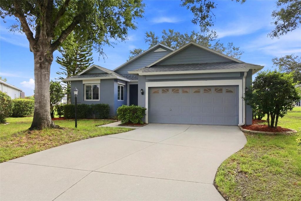 Image 40 of property listing at 12347 HOLLYBUSH TERRACE, Bradenton, FL 34202