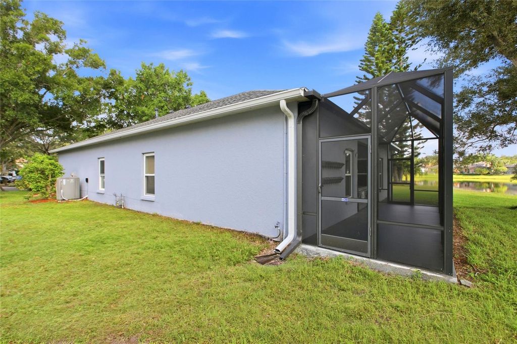 Image 43 of property listing at 12347 HOLLYBUSH TERRACE, Bradenton, FL 34202