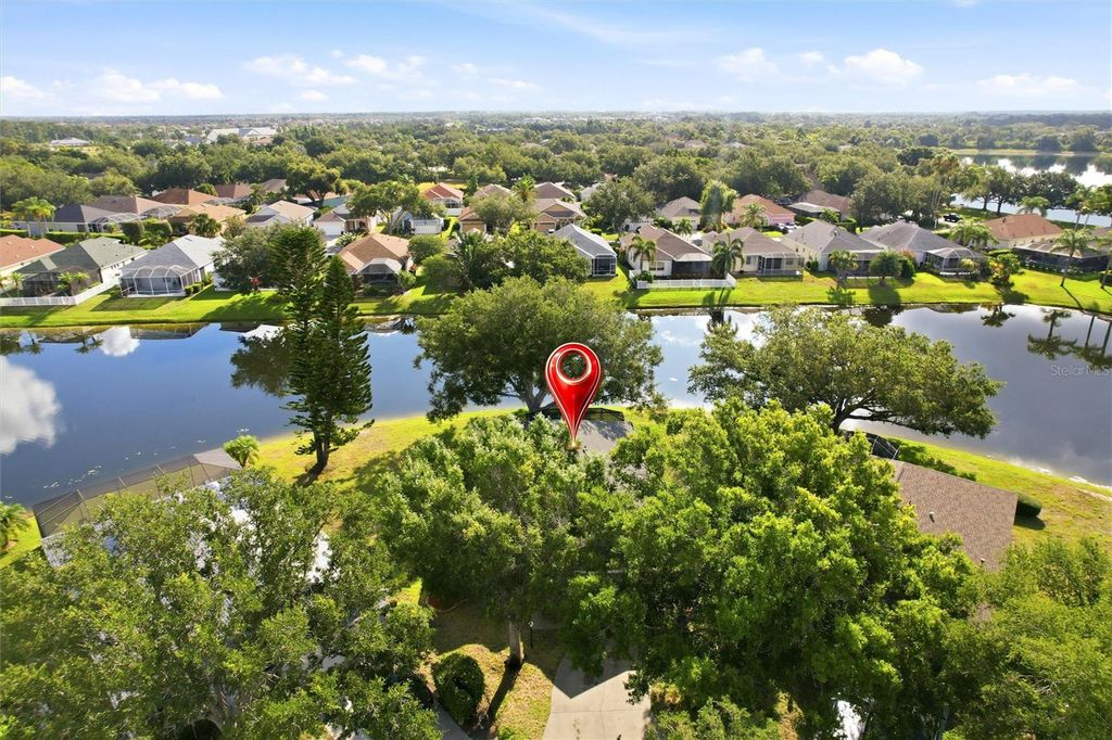 Image 45 of property listing at 12347 HOLLYBUSH TERRACE, Bradenton, FL 34202