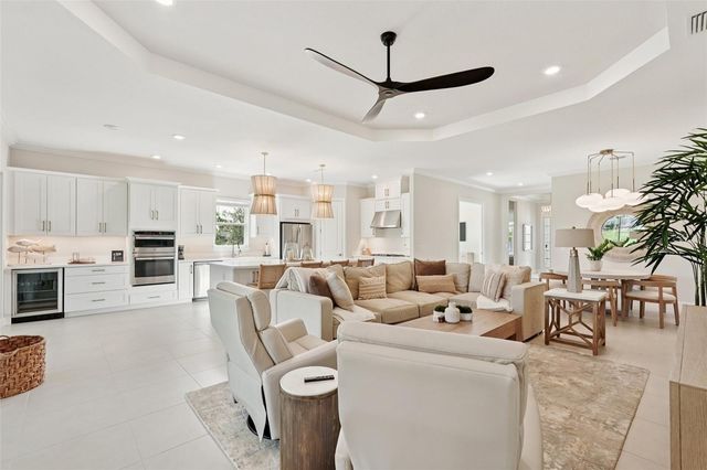 16415 ISOLA PLACE, Lakewood Ranch, FL 34211