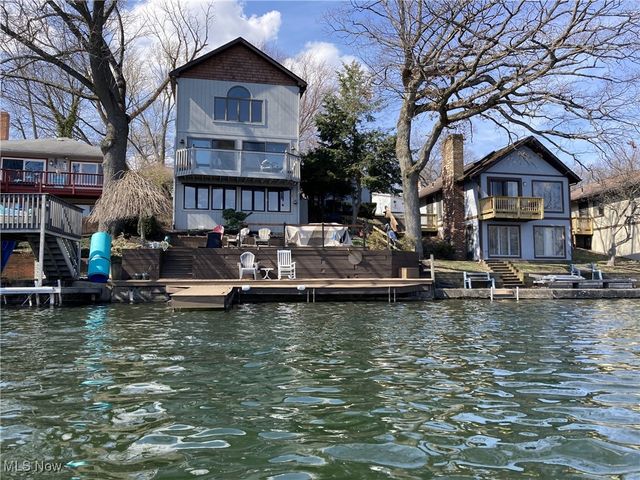 3545 Malley Avenue, Akron, OH 44319