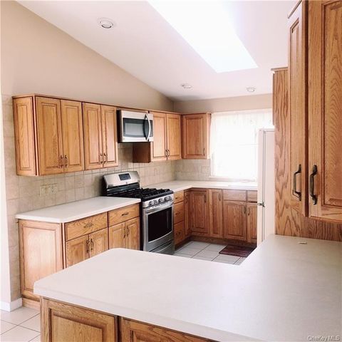 179 Old Turnpike Road, Woodridge, NY 12789