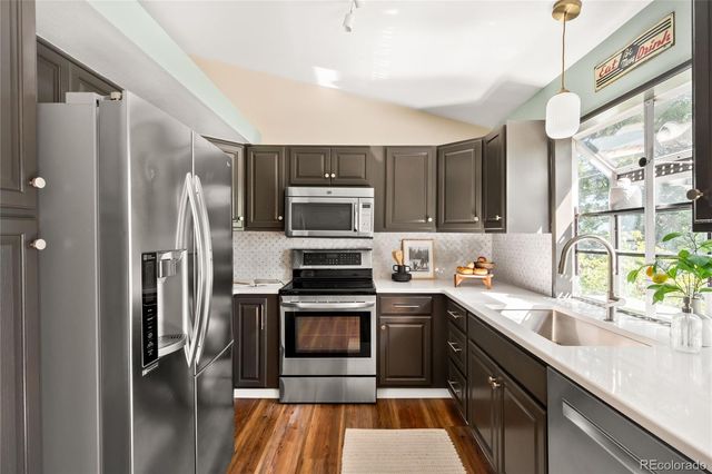 6018 S Pierson Court, Littleton, CO 80127