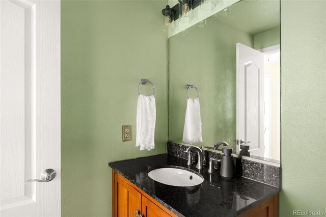 6018 S Pierson Court, Littleton, CO 80127