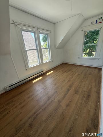 77 Wall Street, Waterbury, CT 06705