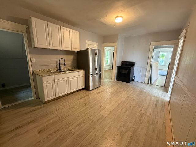 77 Wall Street, Waterbury, CT 06705