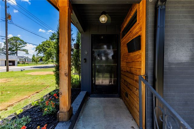 608 S 13th Street, Rogers, AR 72758