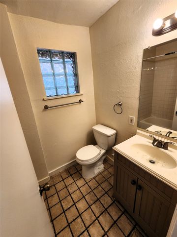 2228 Toulon Lane, Dallas, TX 75227