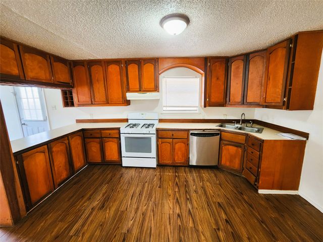 2228 Toulon Lane, Dallas, TX 75227