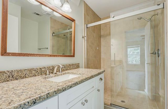 8164 Se Croft Circle B-4, Hobe Sound, FL 33455