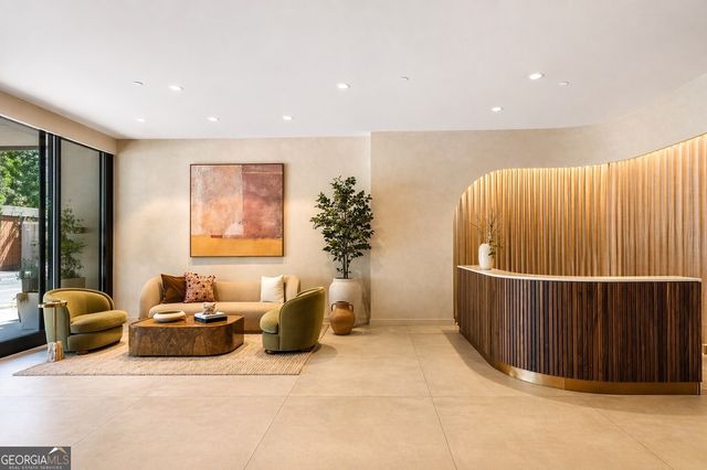 2460 Peachtree Road NE PH-03, Atlanta, GA 30305