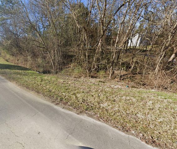 705 Park City Road, Rossville, GA 30741