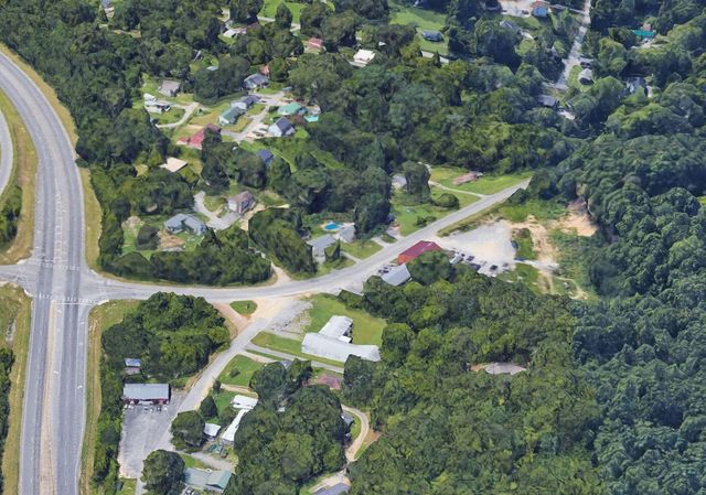 705 Park City Road, Rossville, GA 30741