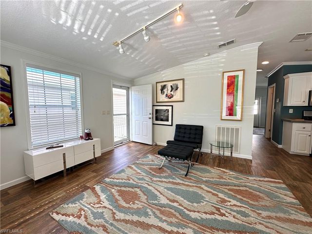 3264 Ott LN, Bonita Springs, FL 34134