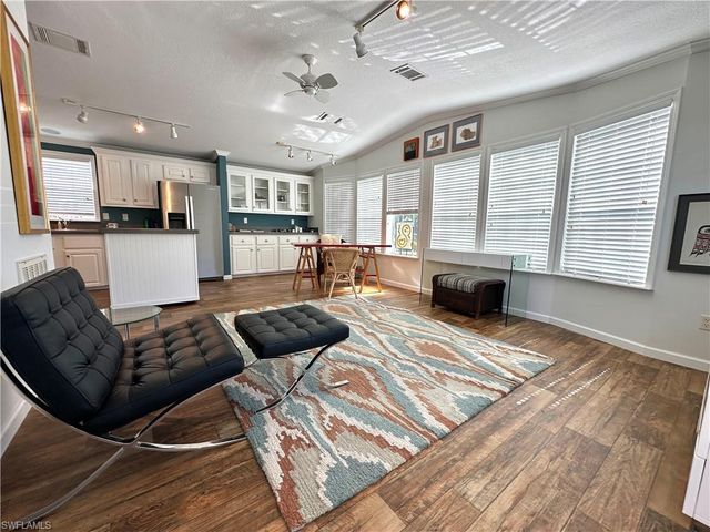 3264 Ott LN, Bonita Springs, FL 34134