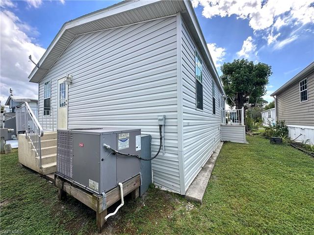 3264 Ott LN, Bonita Springs, FL 34134