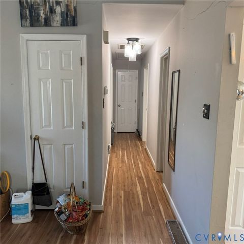 10115 Molly Ln, Glen Allen, VA 23060