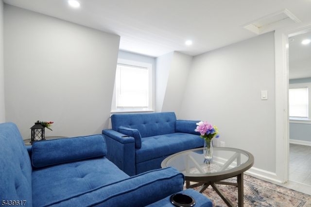 17 Brown St, Nutley Twp., NJ 07110