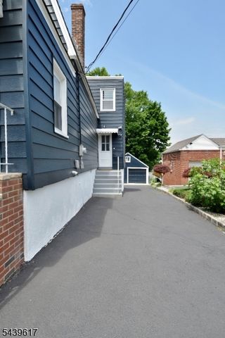 17 Brown St, Nutley Twp., NJ 07110