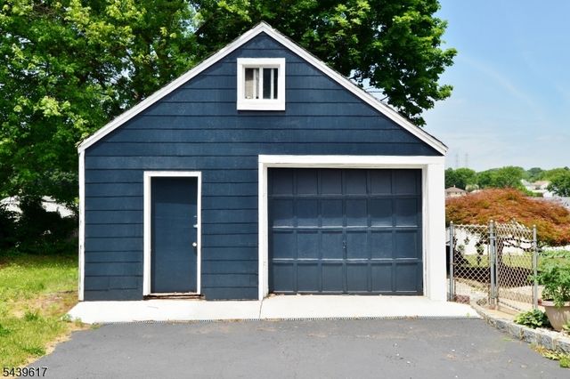 17 Brown St, Nutley Twp., NJ 07110