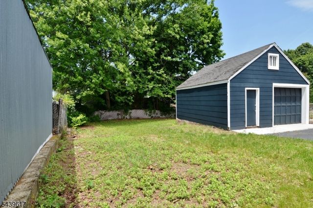 17 Brown St, Nutley Twp., NJ 07110