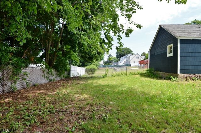 17 Brown St, Nutley Twp., NJ 07110