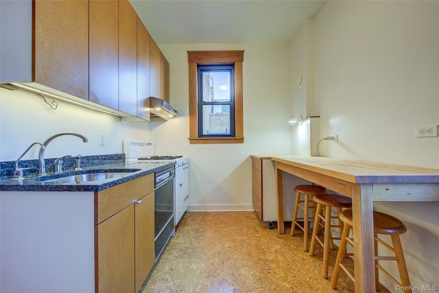 33-11 82nd Street 51, Jackson Heights, NY 11372