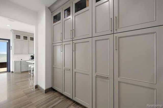 8349 Dixie Highway, Ira, MI 48023