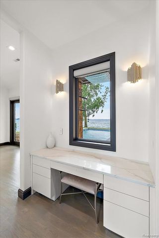 8349 Dixie Highway, Ira, MI 48023