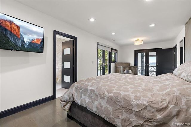 8349 Dixie Highway, Ira, MI 48023