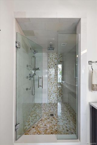 8349 Dixie Highway, Ira, MI 48023