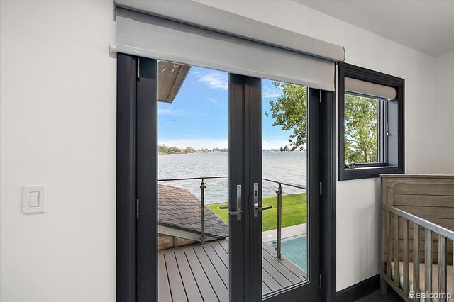 8349 Dixie Highway, Ira, MI 48023