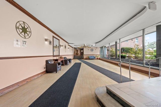 84-50 169th Street 611, Jamaica, NY 11432