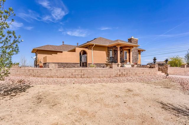 925 S Camino Santiago Dr, Pueblo West, CO 81007