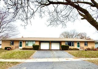 402 Elmwood Drive, Belvidere, IL 61008