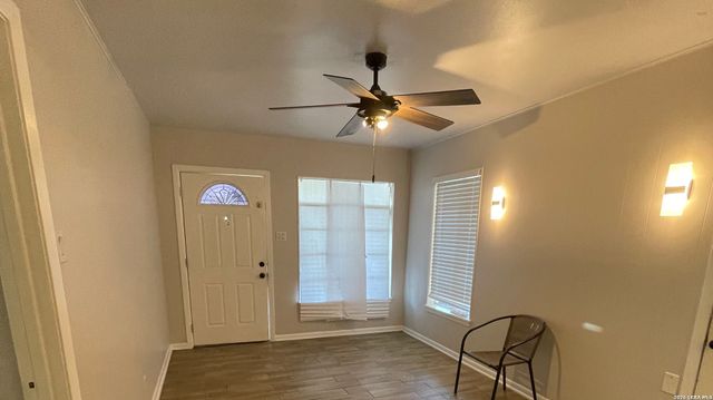503 W HART AVE, San Antonio, TX 78214