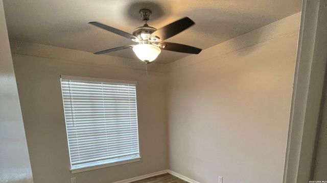 503 W HART AVE, San Antonio, TX 78214