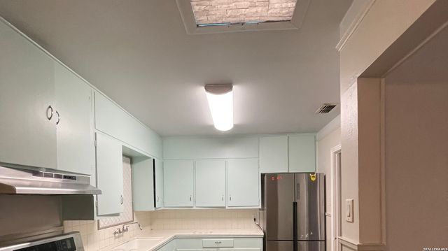 503 W HART AVE, San Antonio, TX 78214