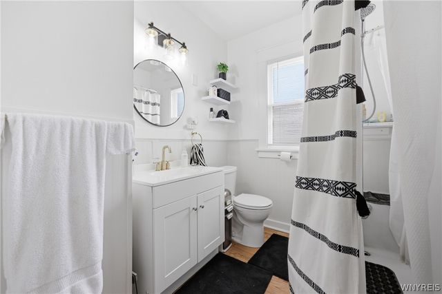 121 Tacoma Avenue, Buffalo, NY 14216