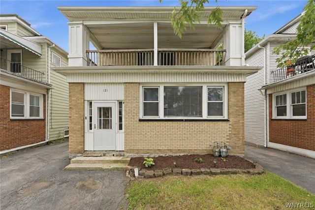 121 Tacoma Avenue, Buffalo, NY 14216